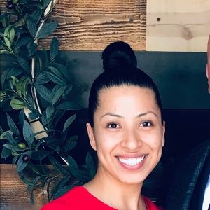 Meet your Posher, Christelle